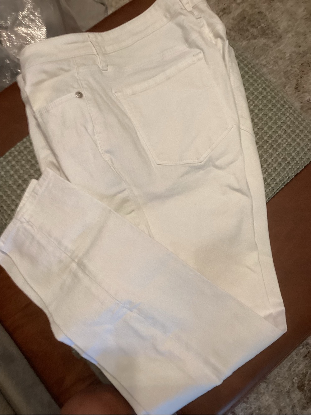 LOFT White Skinny Jeans — Clean White Stretch Denim